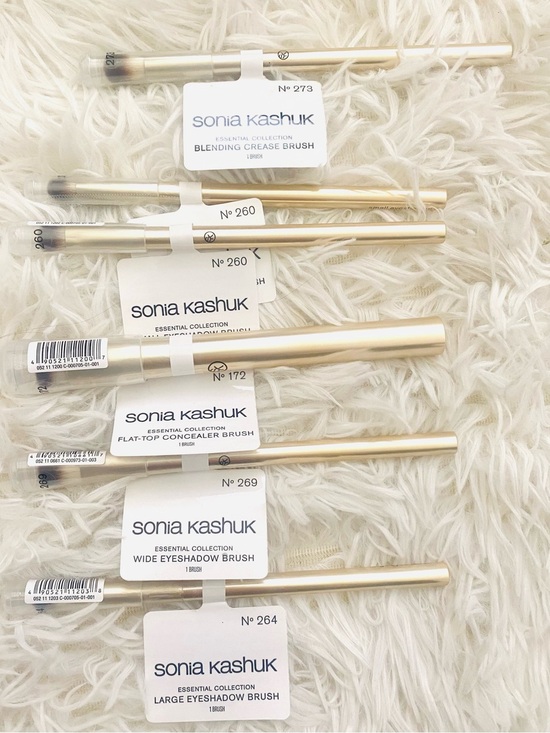 Sonia Kashuk Other - Sonia Kashuk Essential Gold Cosmetic Makeup Brush Collection (6) NWT✅